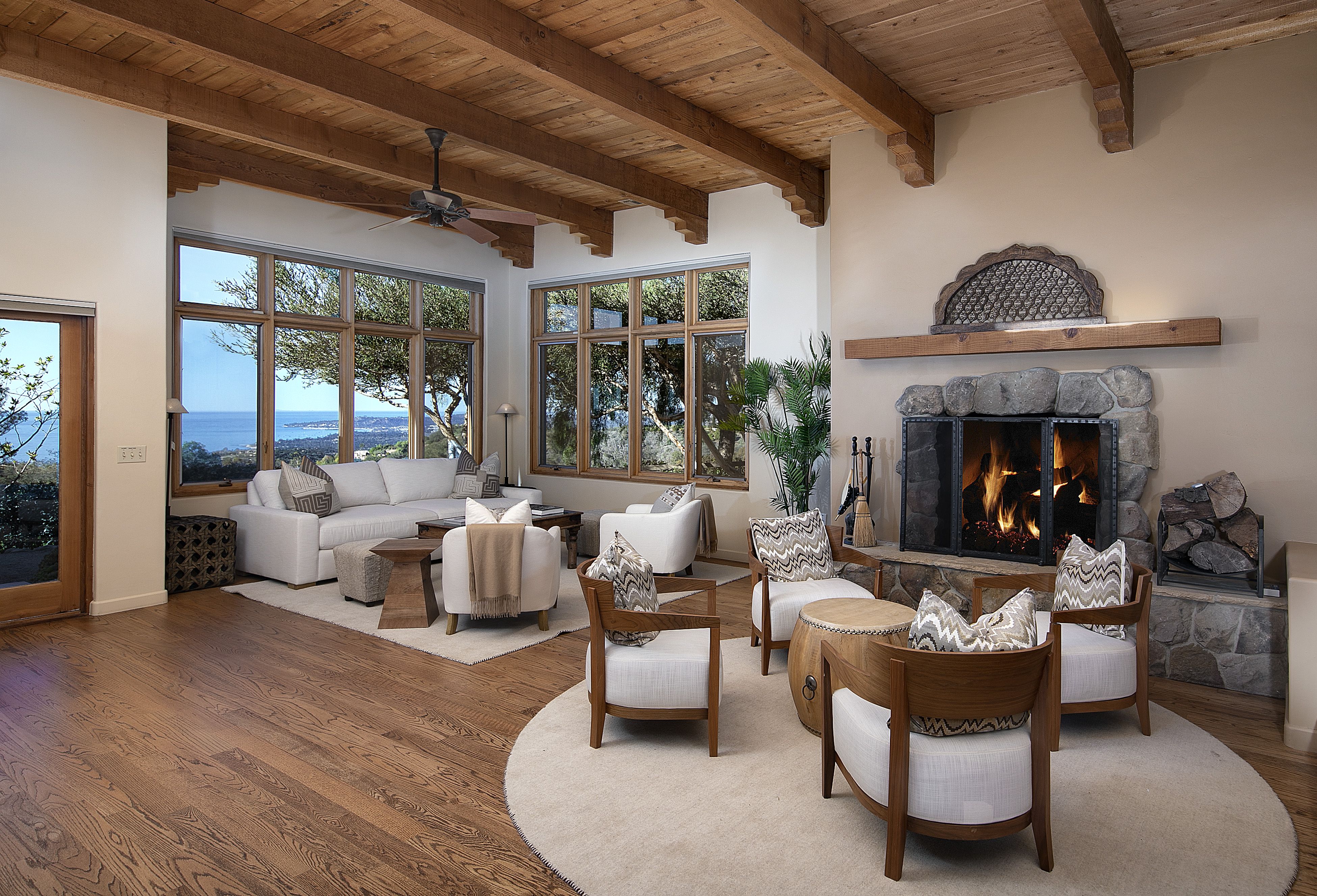 MANTEL MAGIC FIREPLACE DÉCOR IS EASIER THAN YOU THINK Luxury Realtor